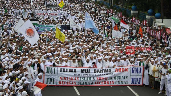 Demo 4 November di Jakarta