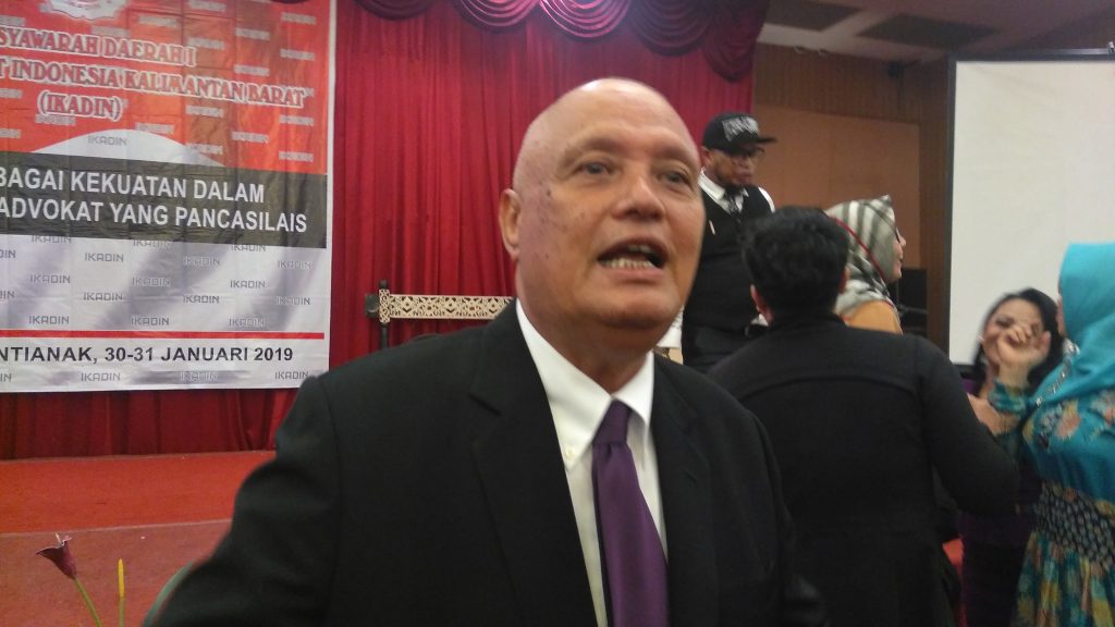 Ketua IKADIN Kalbar, Daniel Edward Tangkau