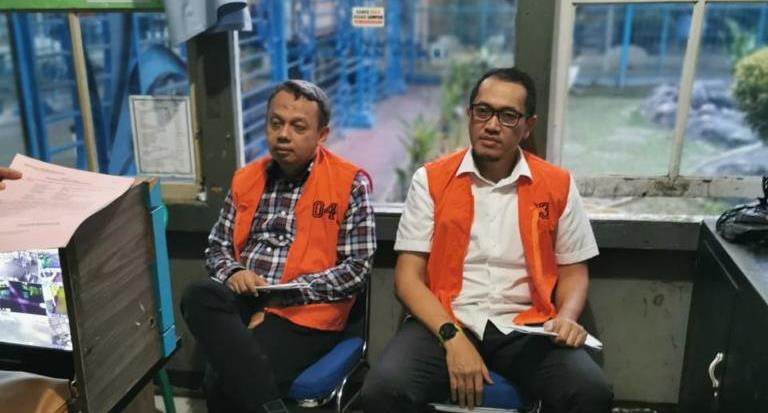 Dua orang unsur pimpinan di PT. Asuransi Jasindo (Persero)