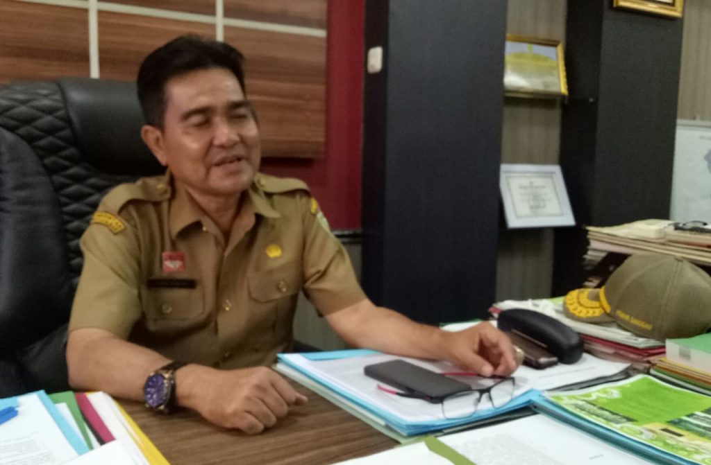 Foto--Kepala Dinas Hangpang Hortikan Kabupaten Sanggau, H. John Hendri.