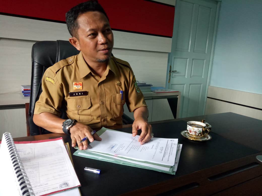 Foto--Plt Kepala Dinas DPMPTSP Kabupaten Sanggau, H. Joni Irwanto