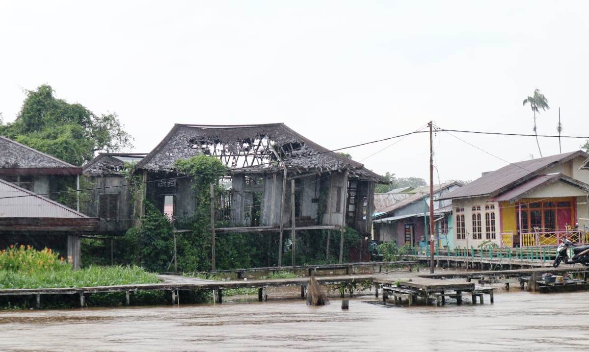 Pemkot Pontianak akan merestorasi rumah tua dipinggiran sungai Kapuas jadi rumah budaya