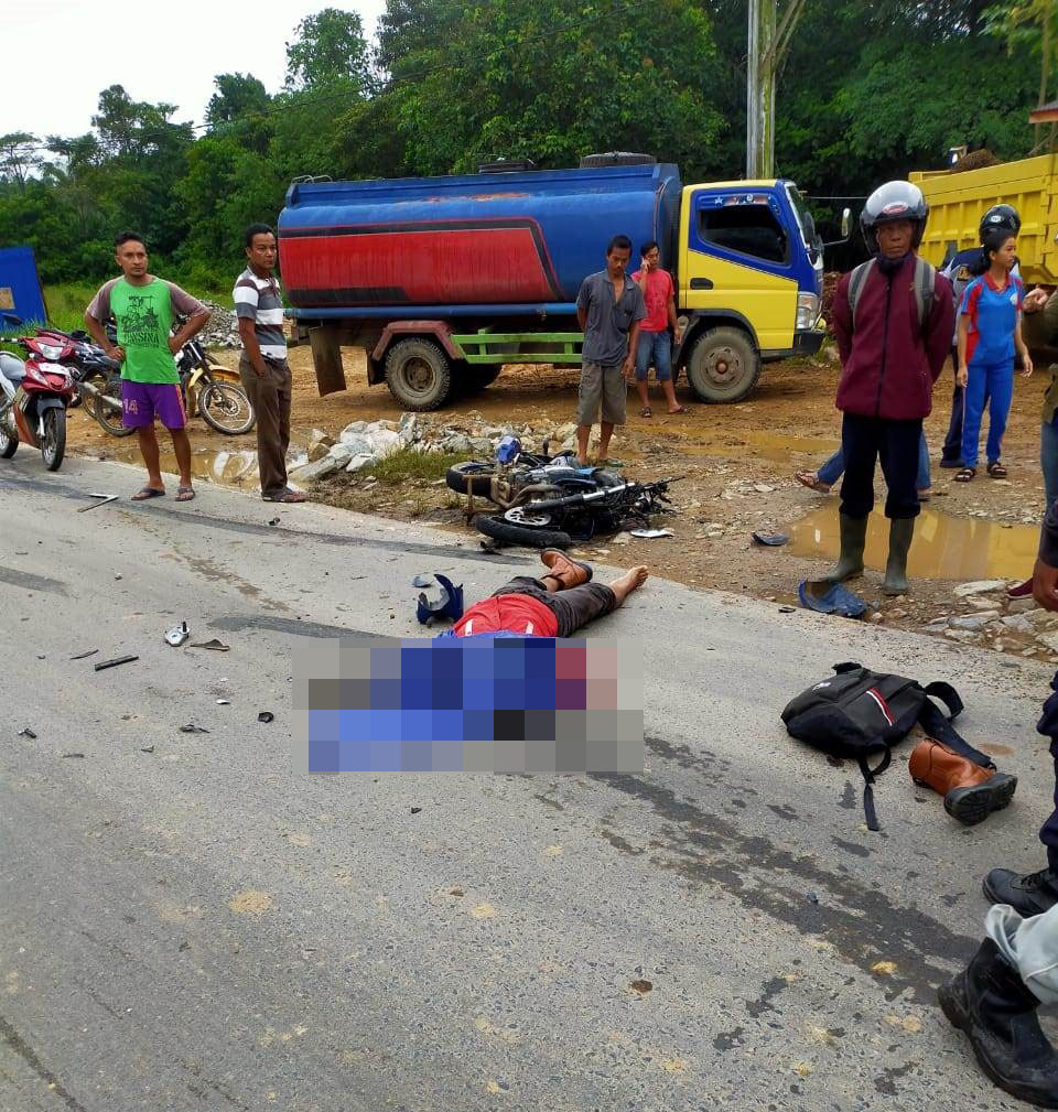 Foto--Kecelakaan yang terjadi di Jalan Sosok-Kembayan, Dusun Simpang Tanjung, Desa Binjai, Kecamatan Tayan Hulu, Kabupaten Sanggau, Selasa (10/12).---Ist