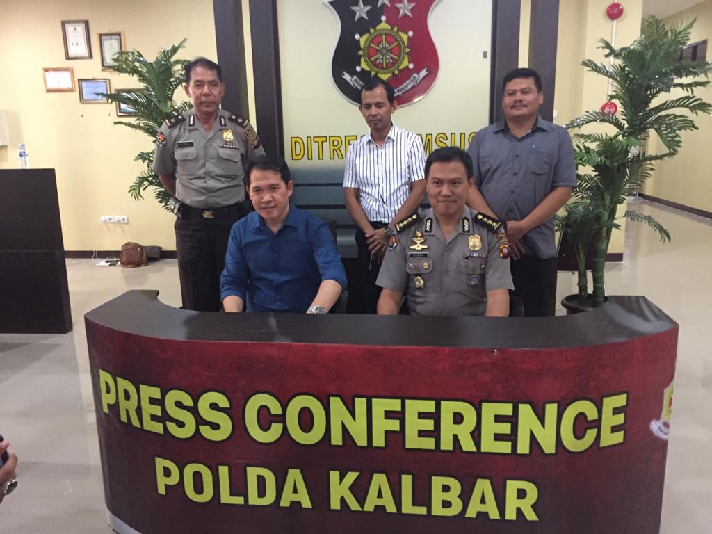 Polda Kalbar menggelar konferensi pers kasus dugaan korupsi pembangunan Masjid Agung Melawi, Selasa (10/3/2020)